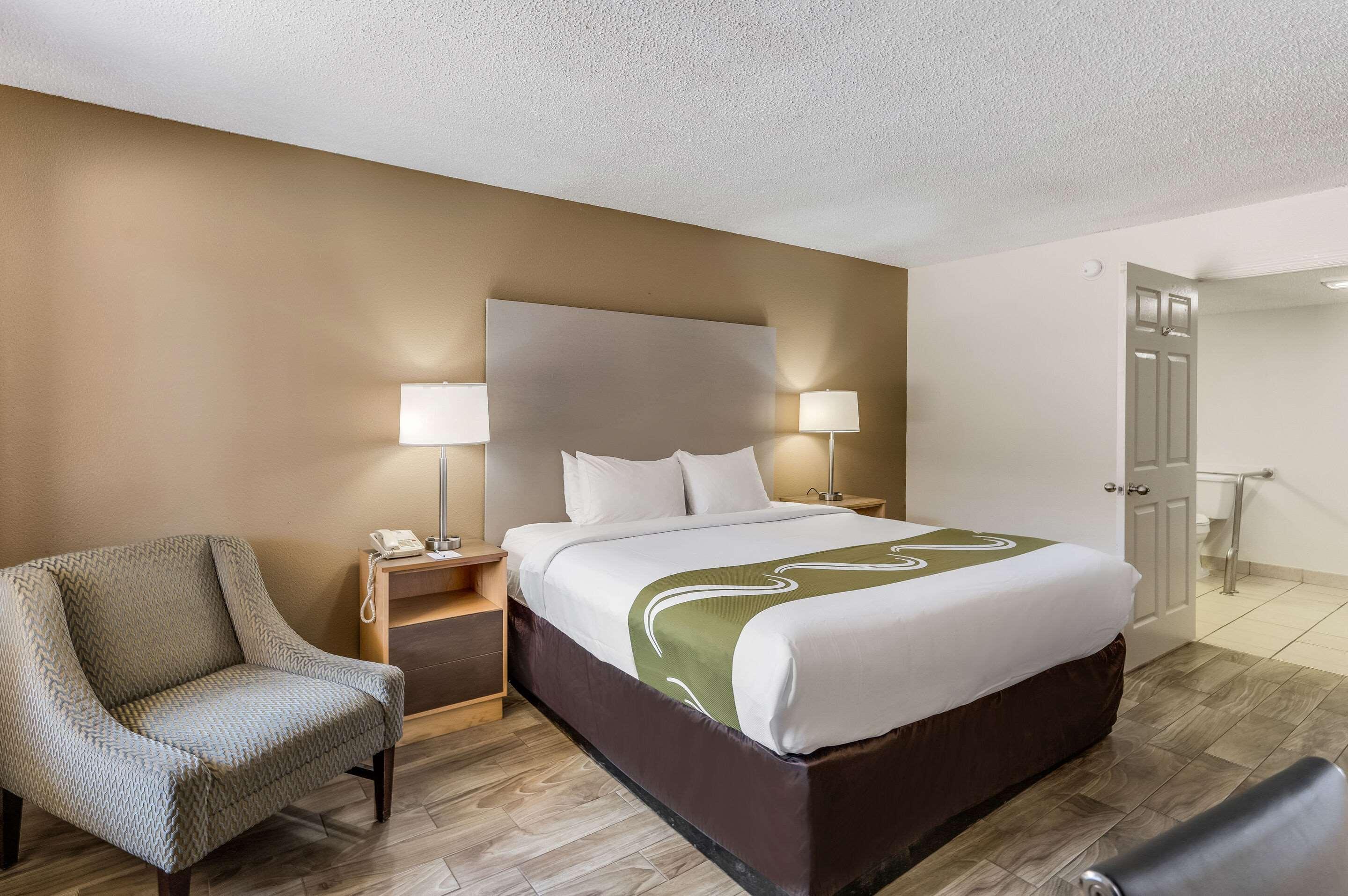Quality Inn & Suites Hot Springs-Lake Hamilton Extérieur photo