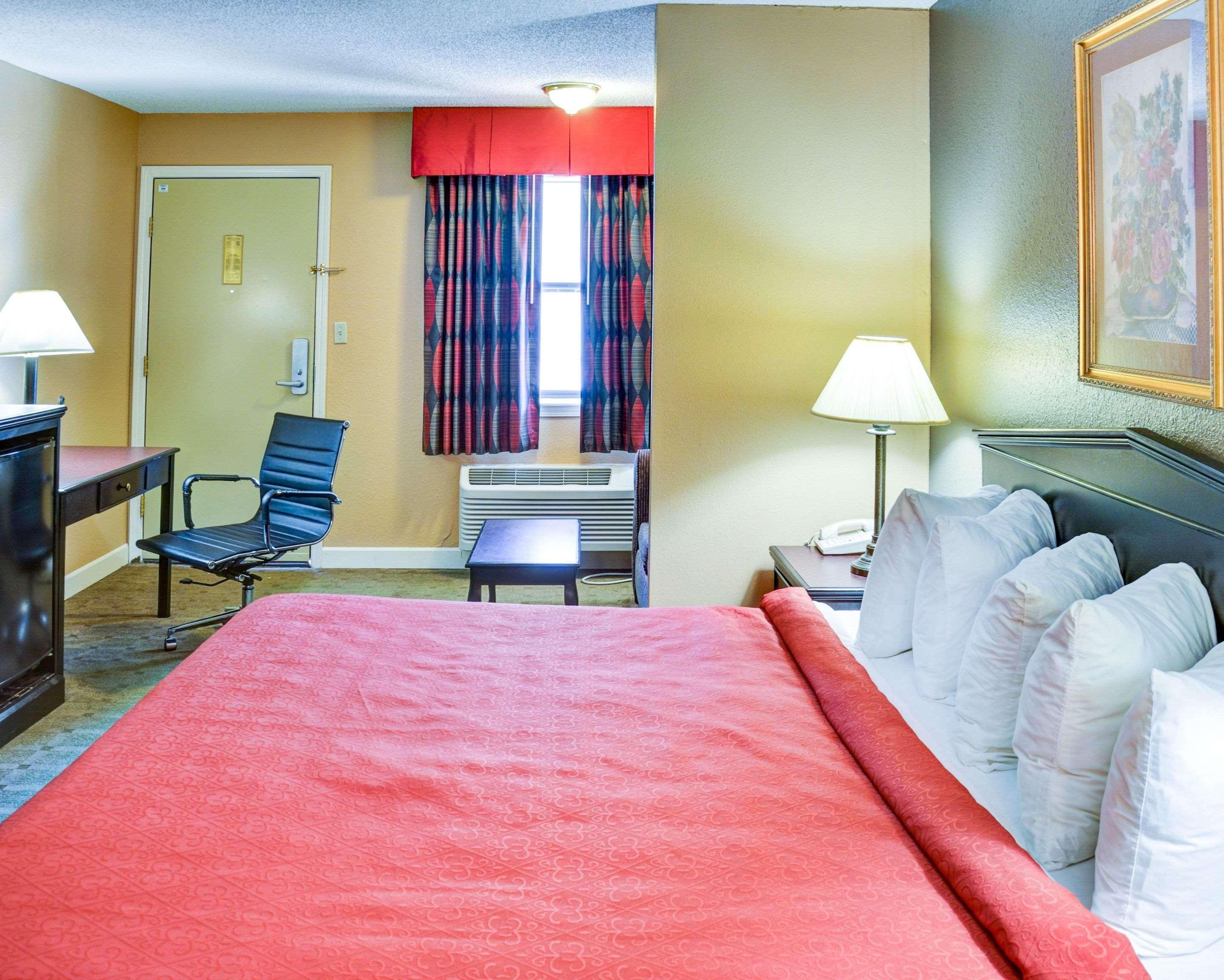 Quality Inn & Suites Hot Springs-Lake Hamilton Extérieur photo