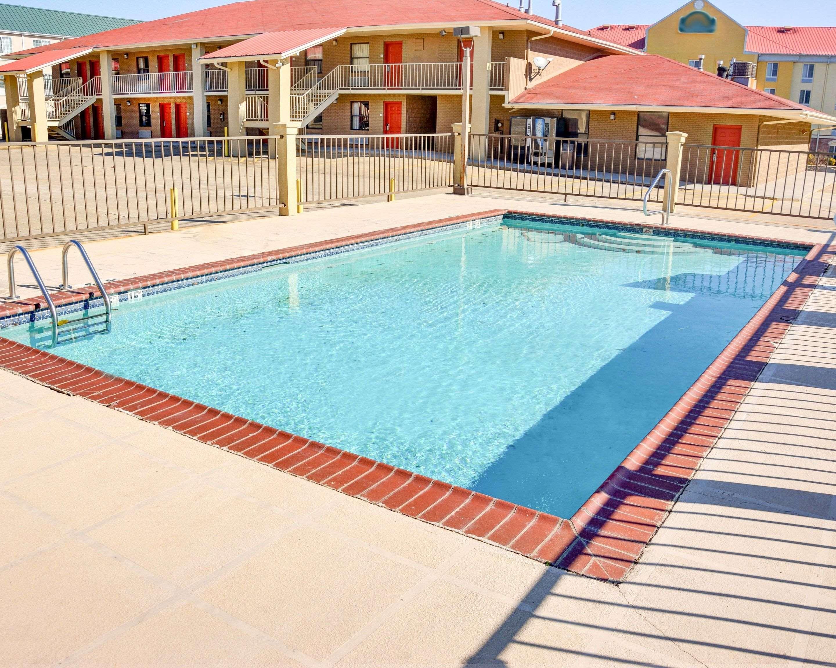 Quality Inn & Suites Hot Springs-Lake Hamilton Extérieur photo