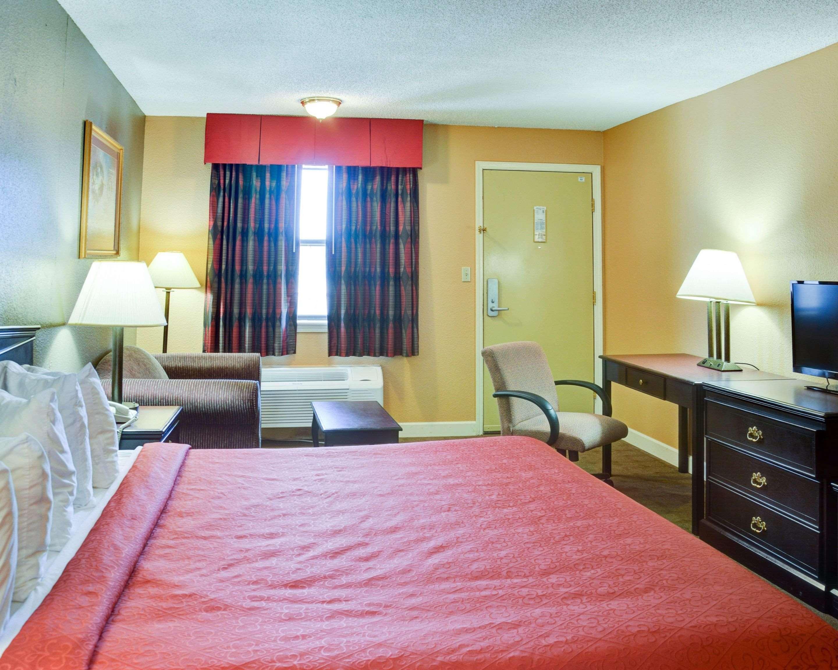 Quality Inn & Suites Hot Springs-Lake Hamilton Extérieur photo