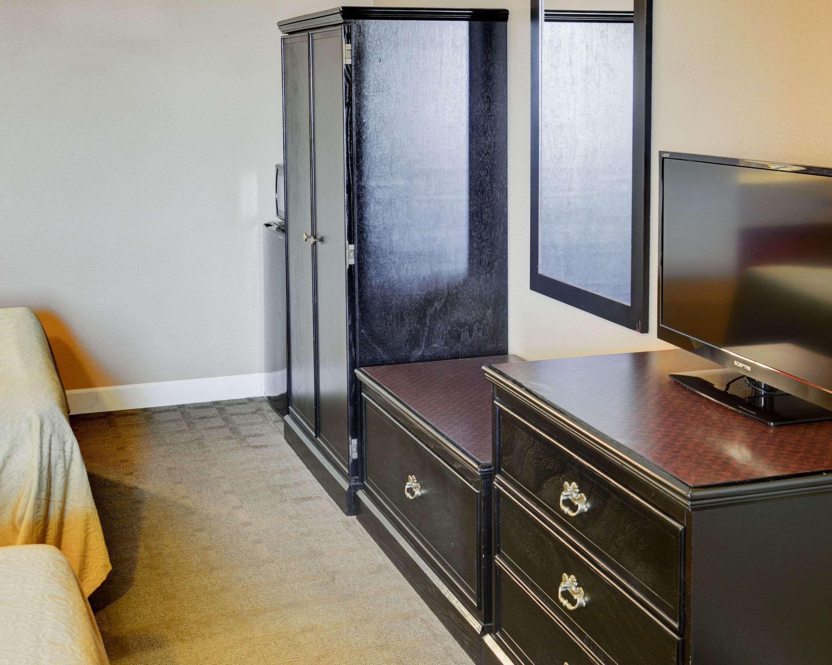 Quality Inn & Suites Hot Springs-Lake Hamilton Extérieur photo