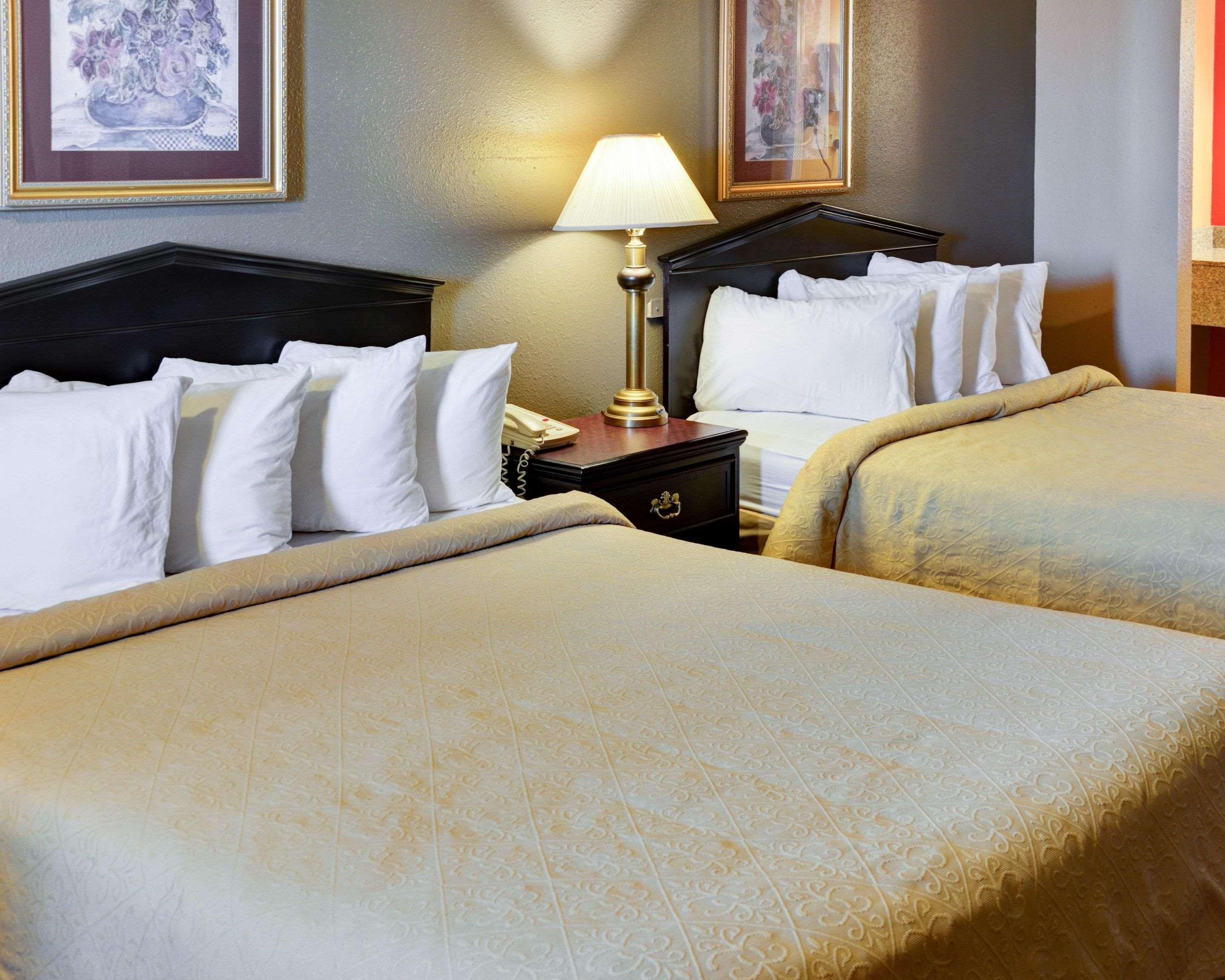 Quality Inn & Suites Hot Springs-Lake Hamilton Extérieur photo