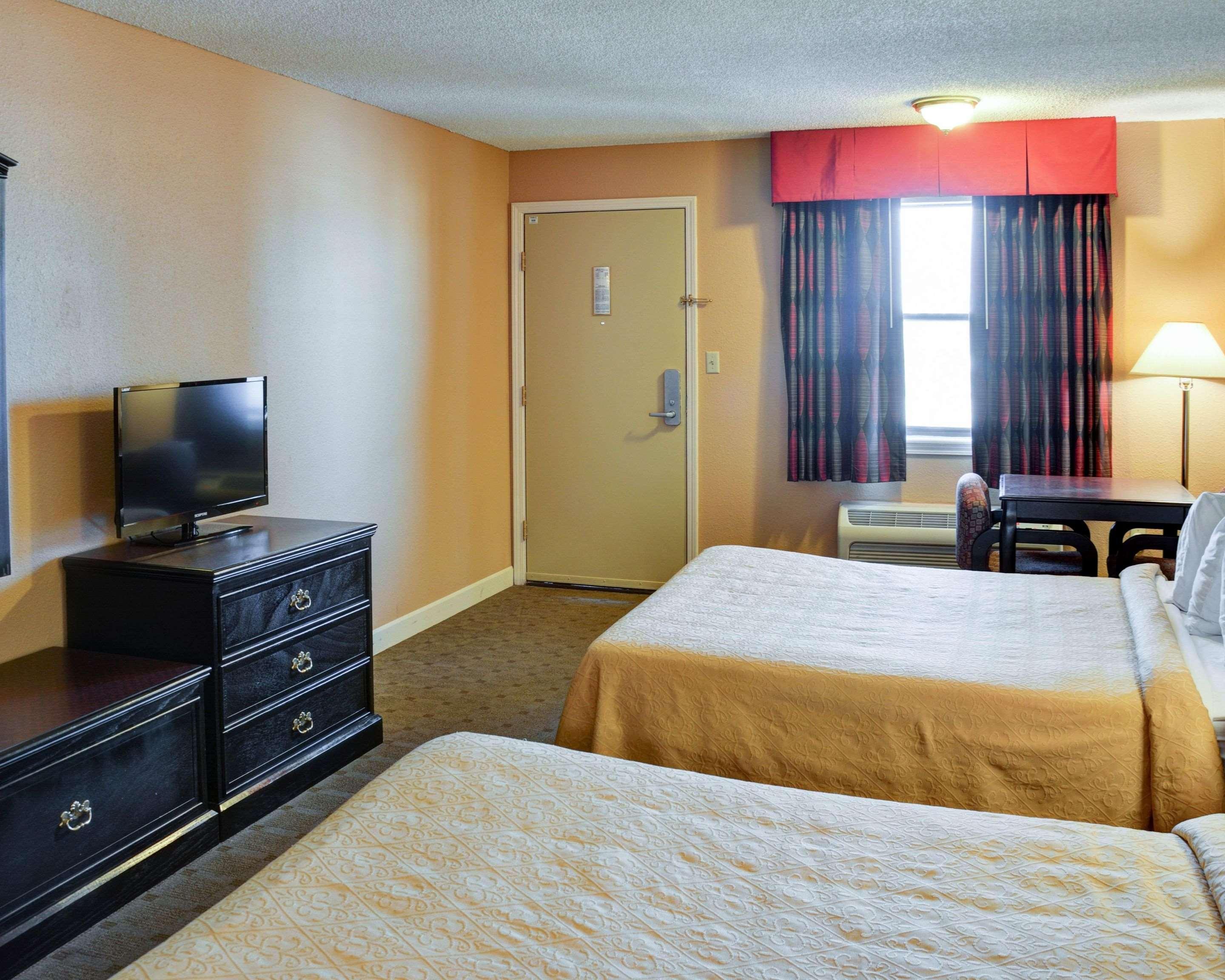 Quality Inn & Suites Hot Springs-Lake Hamilton Extérieur photo