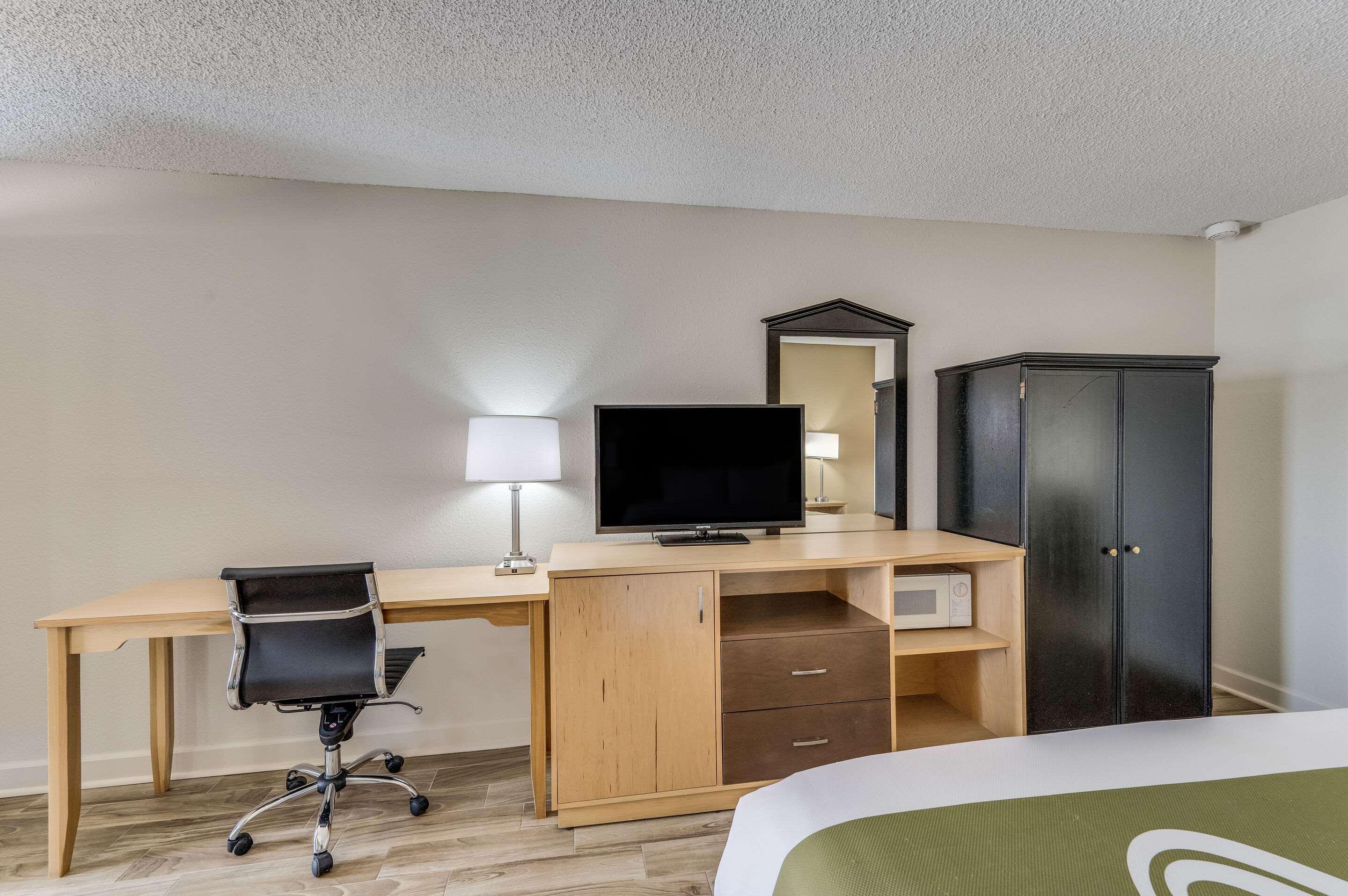 Quality Inn & Suites Hot Springs-Lake Hamilton Extérieur photo