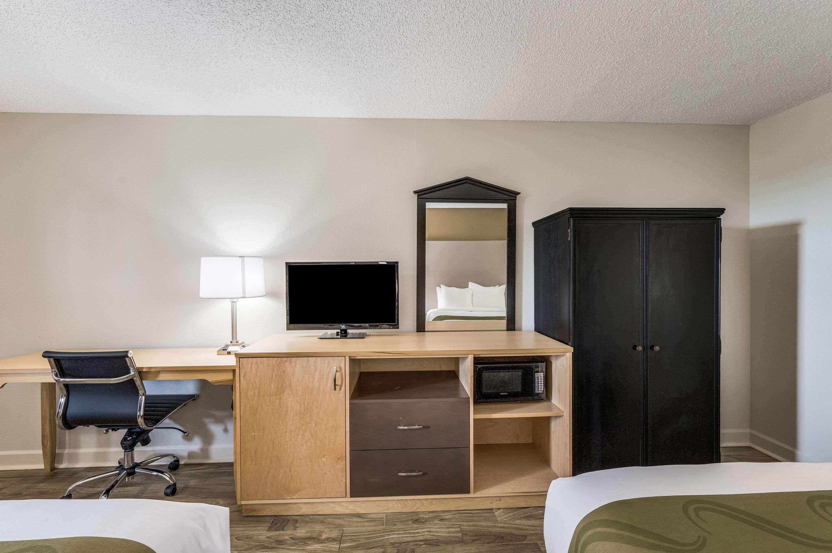 Quality Inn & Suites Hot Springs-Lake Hamilton Extérieur photo