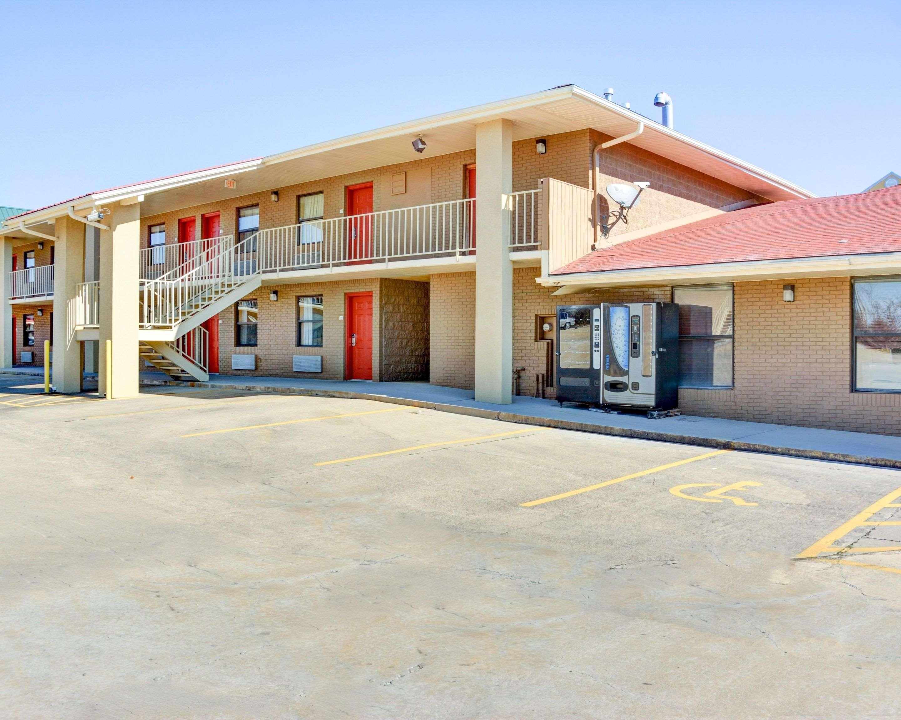 Quality Inn & Suites Hot Springs-Lake Hamilton Extérieur photo