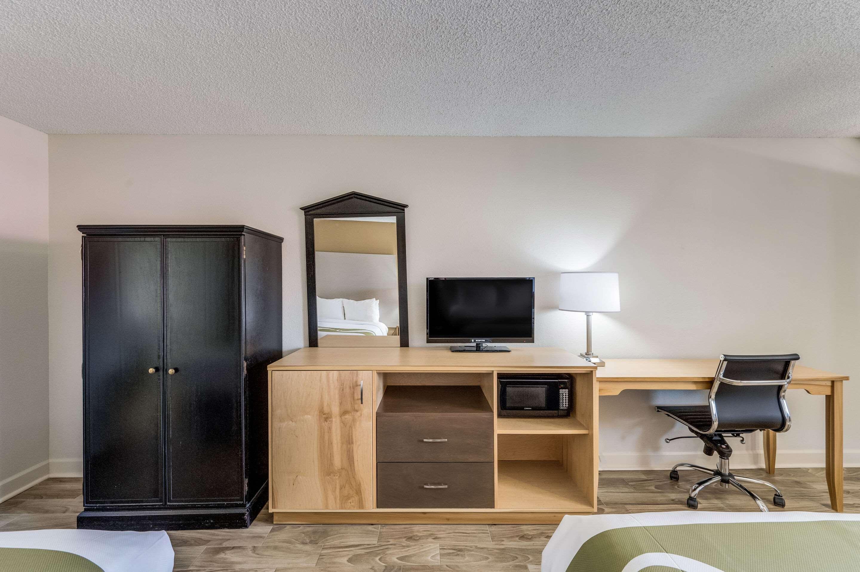 Quality Inn & Suites Hot Springs-Lake Hamilton Extérieur photo
