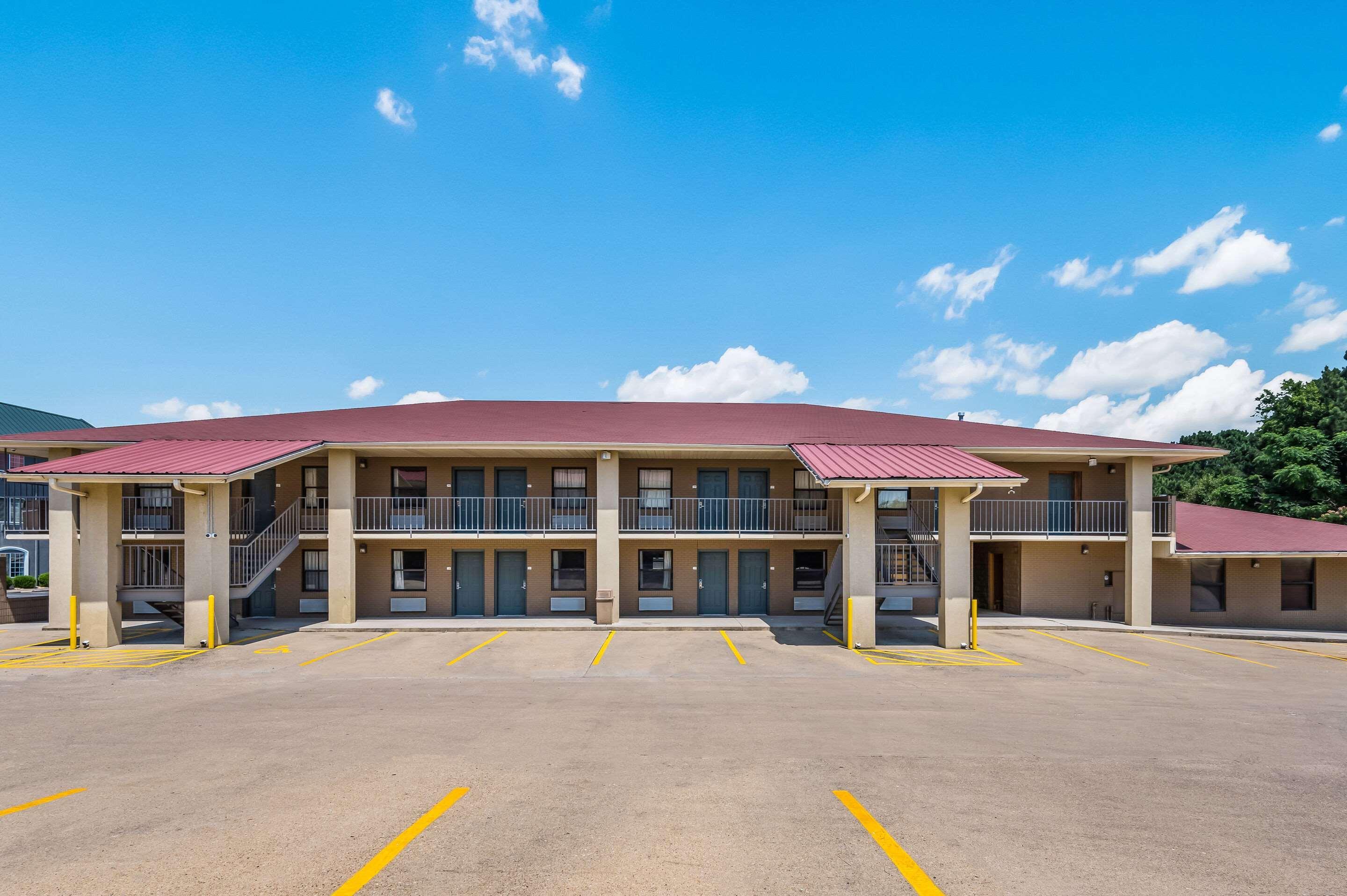 Quality Inn & Suites Hot Springs-Lake Hamilton Extérieur photo