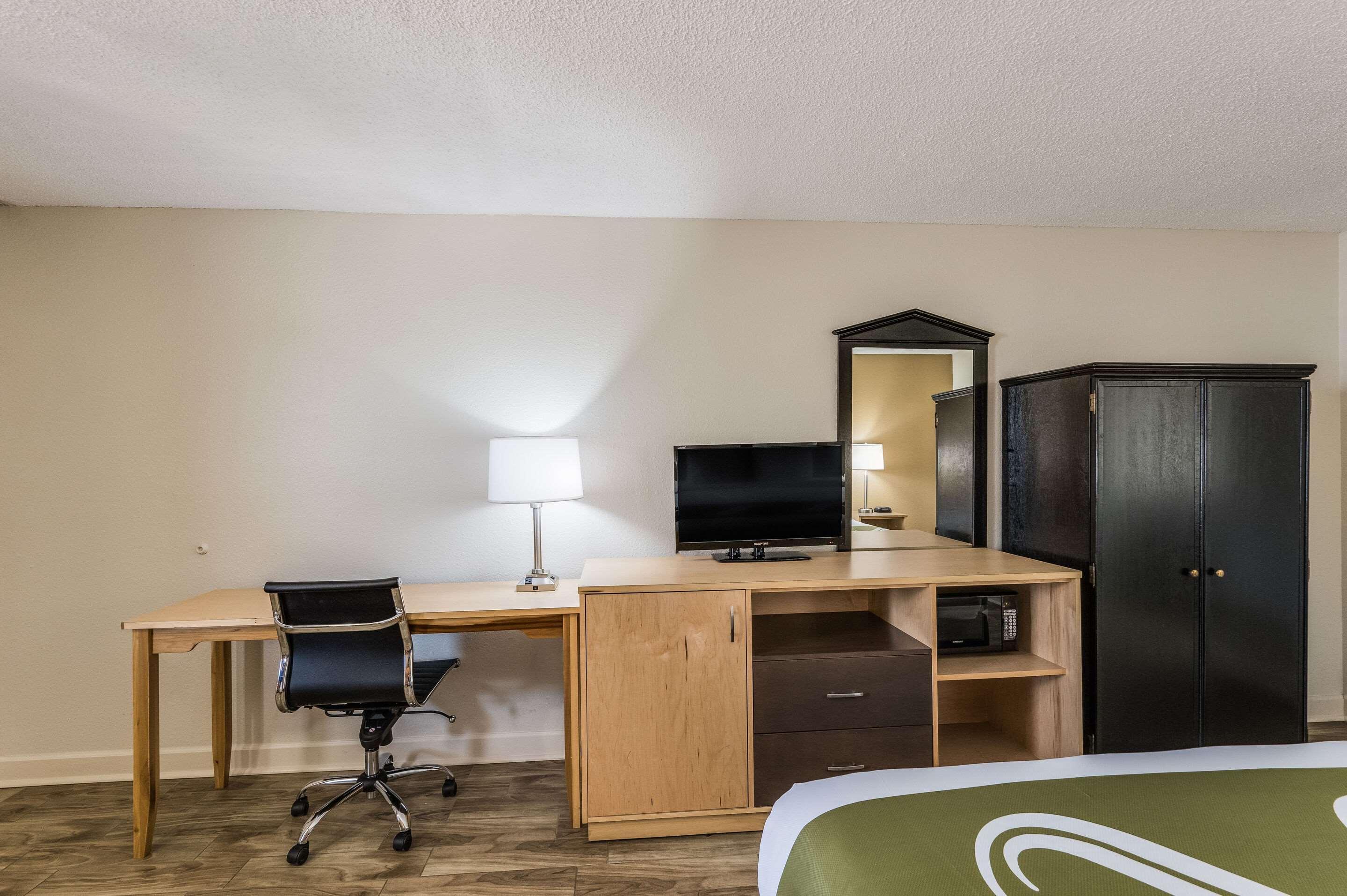 Quality Inn & Suites Hot Springs-Lake Hamilton Extérieur photo